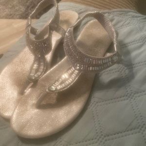 Silver shiny strap sandals